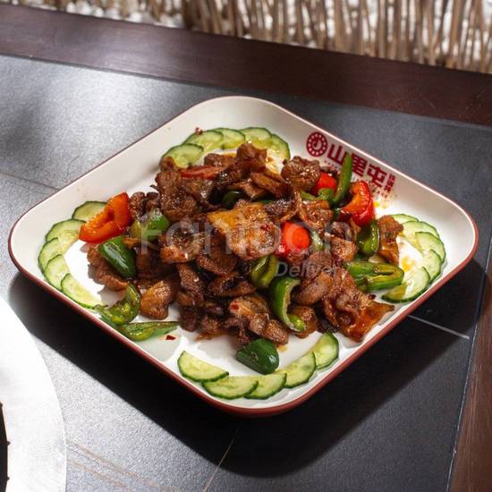 Stir-Fried Pork Belly with Chili /农家小炒肉